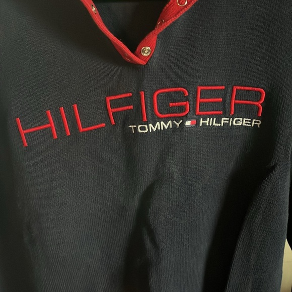 Vintage Tommy Hilfiger sweater - Picture 2 of 5